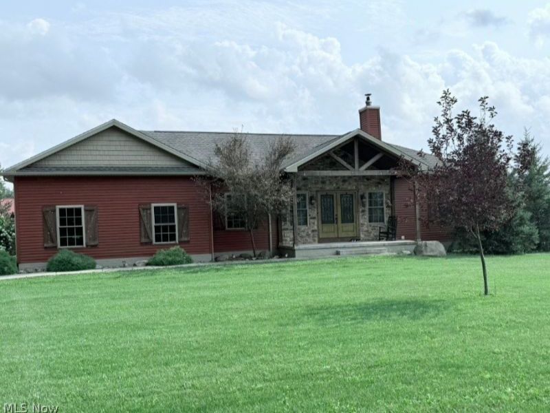5520 Wygle Road, Ravenna, OH 44266 Photo 1