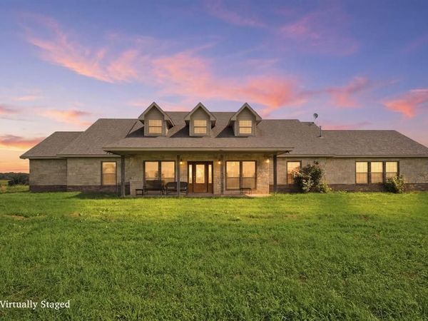 783 County Road 121 , Gainesville, TX 76240