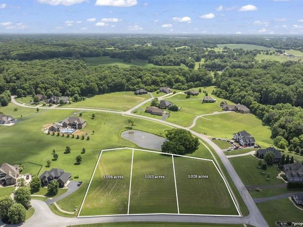 115 Sterling Oak Court , Alvaton, KY 42122