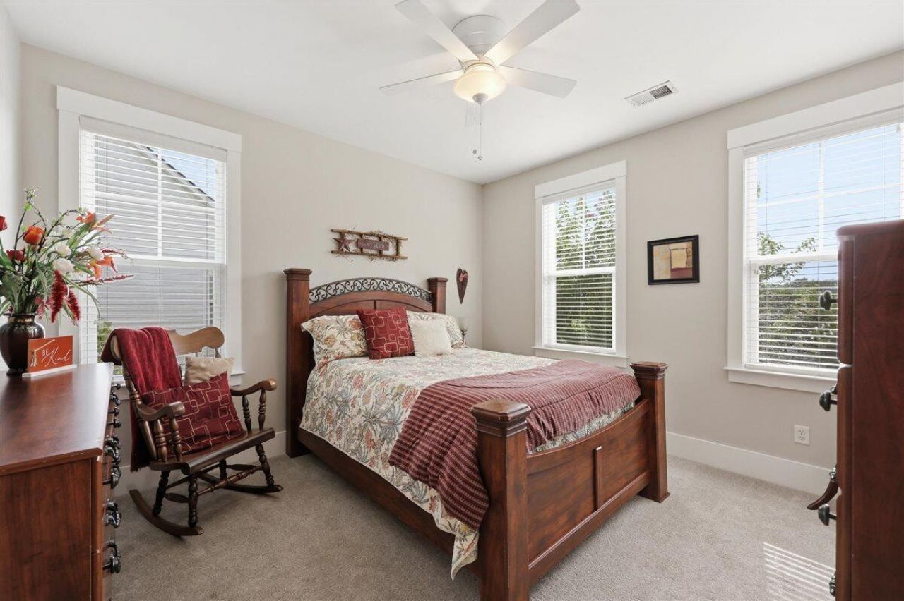 243 Scholar Way Photo 39