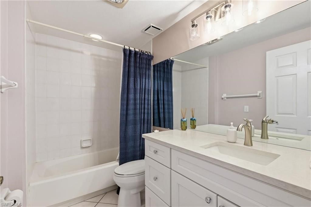 2245 Hidden Lake Dr , Unit 3, Naples, FL 34112 Photo