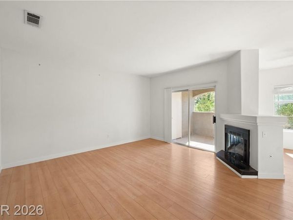 5525 W Flamingo Road, Unit 2011, Las Vegas, NV 89103
