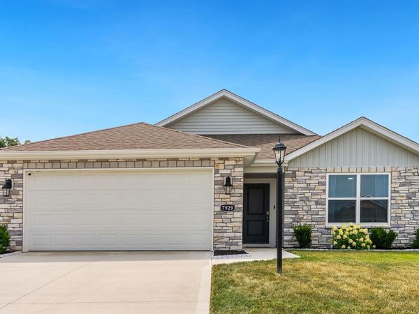 7929 Cordovan Cove, Fort Wayne, IN 46835
