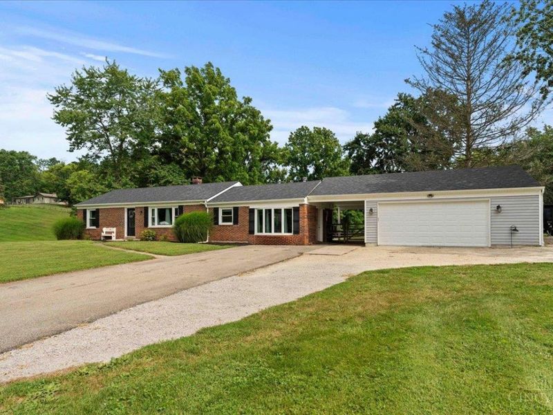10660 Bettyray Drive, Symmes Township, OH 45140 Photo 3