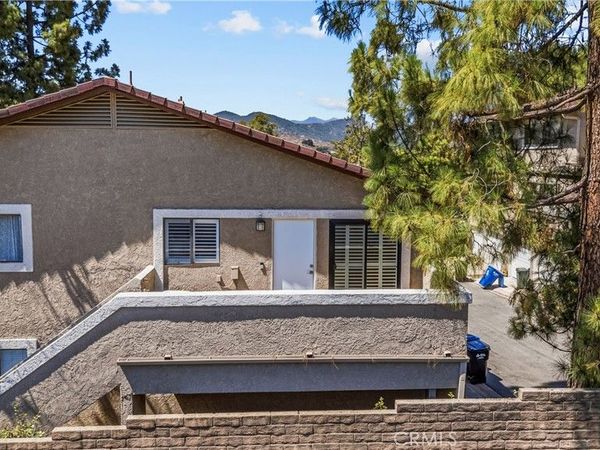 1631 Charterwood Court, Thousand Oaks, CA 91362