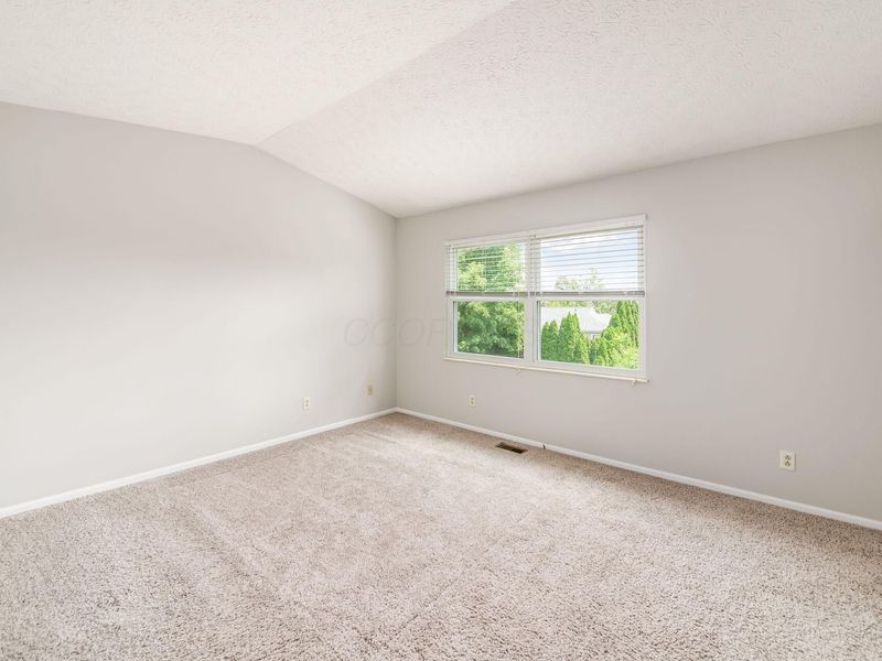 2407 Sanford Drive, Columbus, OH 43235 Photo 21