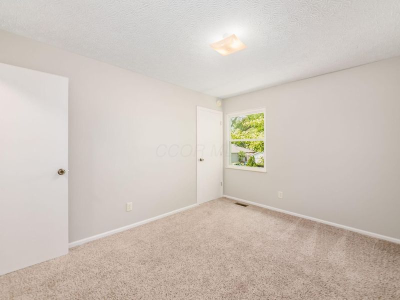 2407 Sanford Drive, Columbus, OH 43235 Photo 25