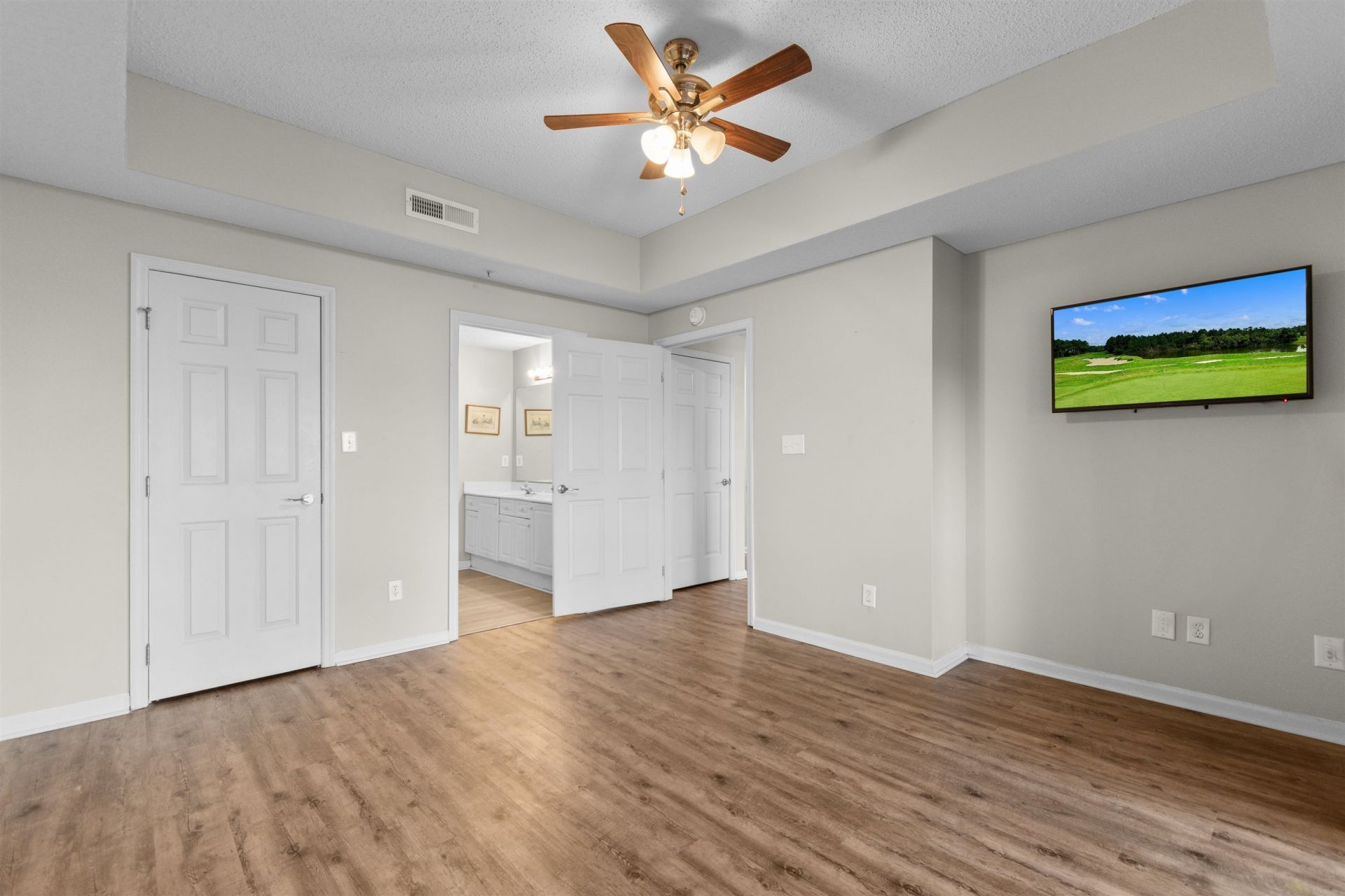 1551 Spinnaker Dr.  Photo 19