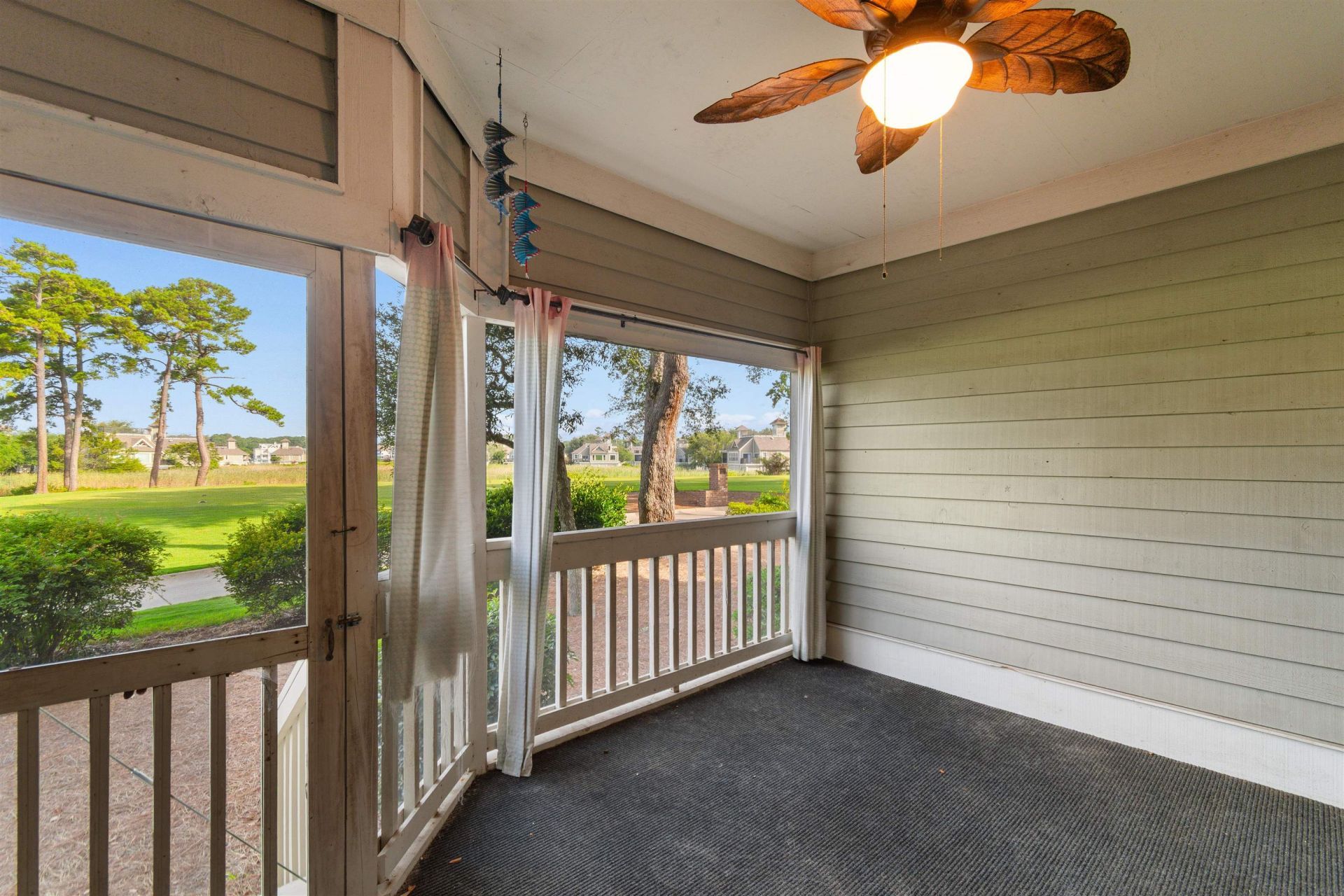 1551 Spinnaker Dr.  Photo 28