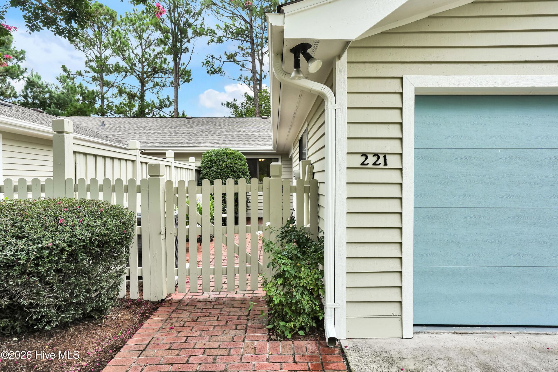 221 Inland Greens Circle, Wilmington, NC 28405 Main Photo