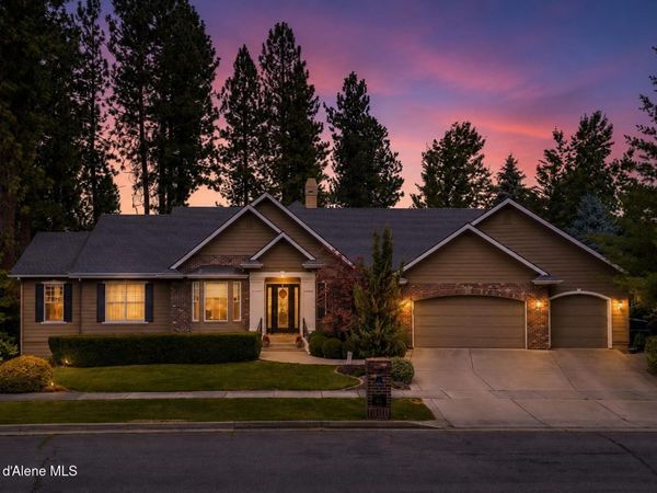 611 N Coles LOOP , Post Falls, ID 83854