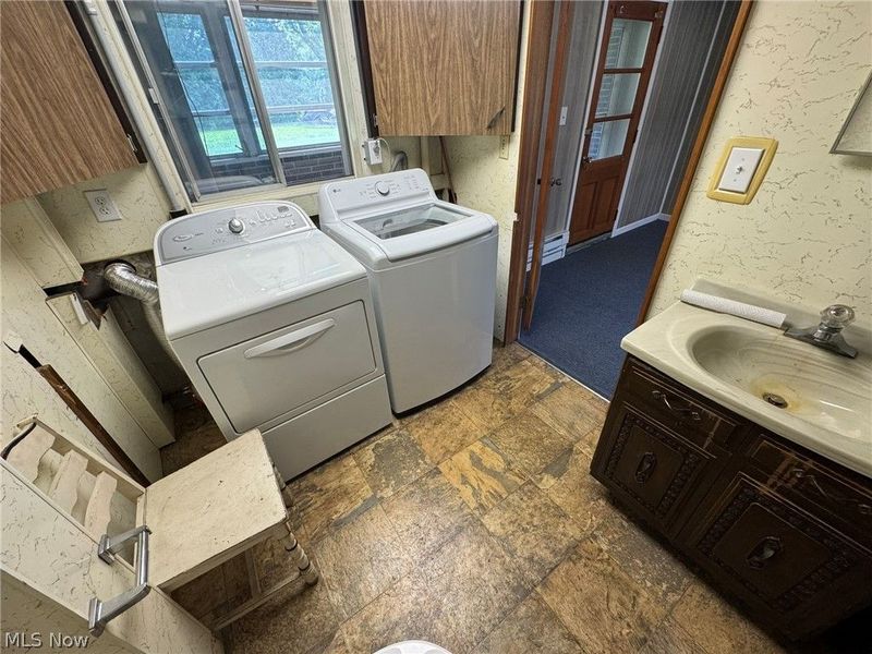 1168 Everbright Drive, Uniontown, OH 44685 Photo 29