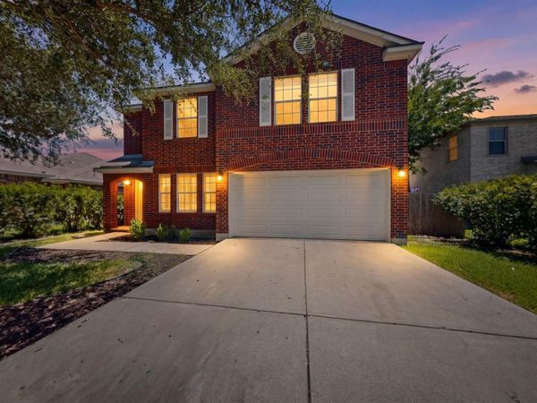 2014 Woodway DR , Leander, TX 78641