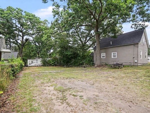 450 W Southern Avenue, Muskegon, MI 49441