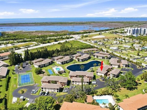 16881 Davis RD, Unit 313, FORT MYERS, FL 33908