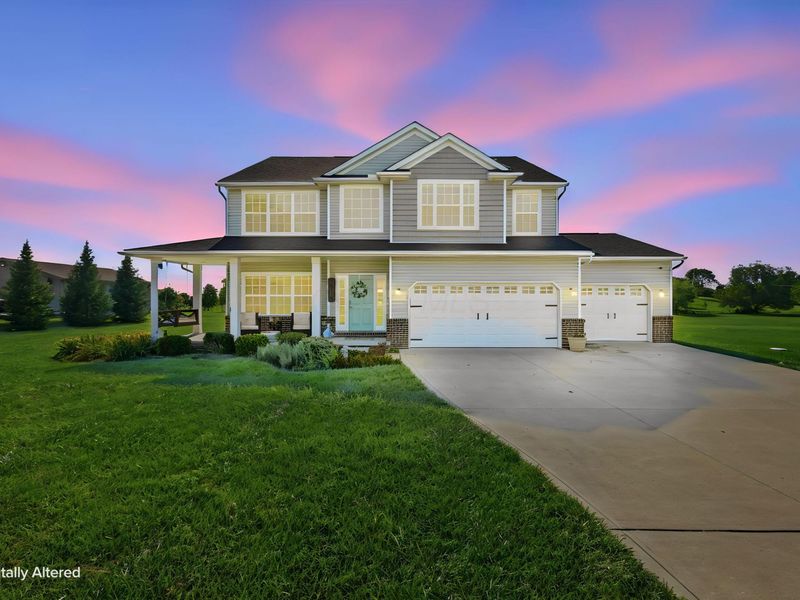 15115 Home Court, Ashville, OH 43103 Photo 2