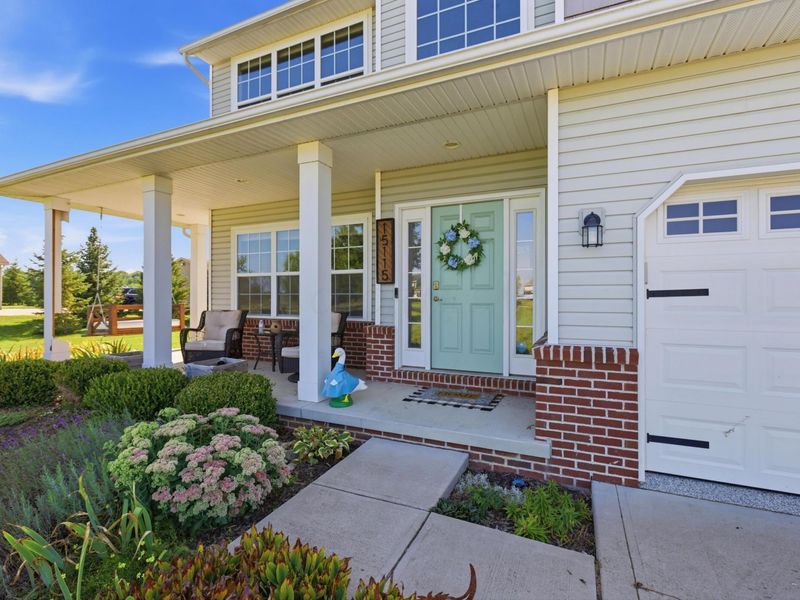 15115 Home Court, Ashville, OH 43103 Photo 6
