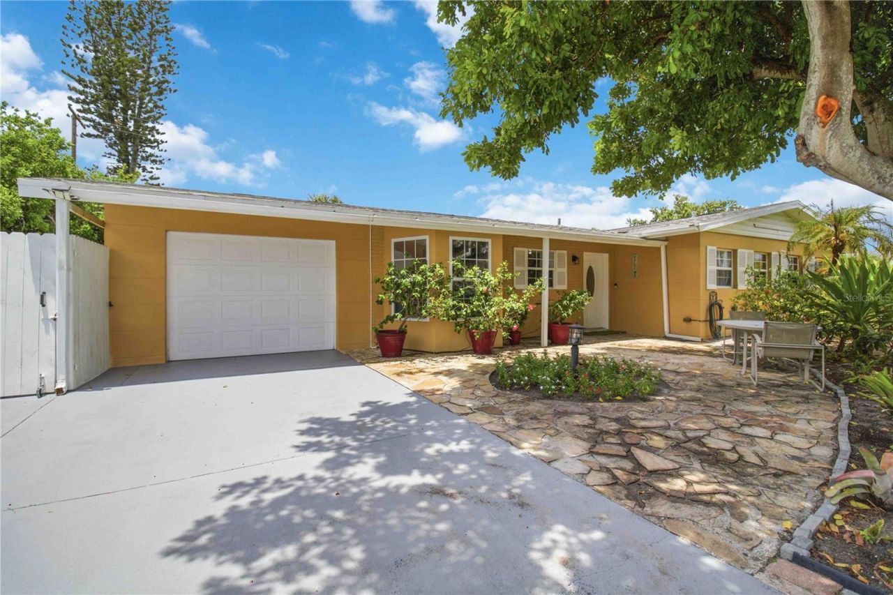 5720 24th Street Court W, Bradenton, FL 34207 Photo