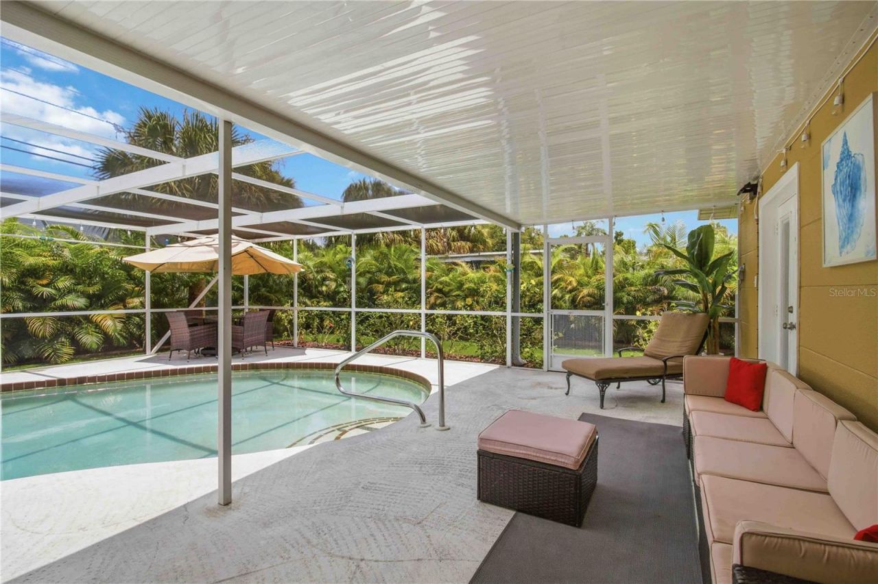 5720 24th Street Court W, Bradenton, FL 34207 Photo