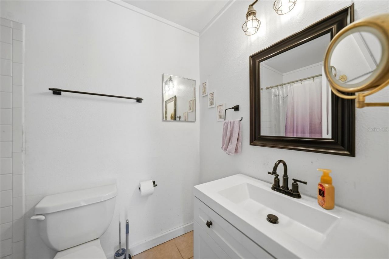 5625 Foxlake Drive, North Fort Myers, FL 33917 Photo