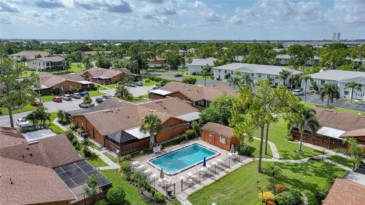 5625 Foxlake Drive, North Fort Myers, FL 33917 Photo