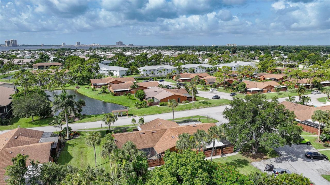 5625 Foxlake Drive, North Fort Myers, FL 33917 Photo