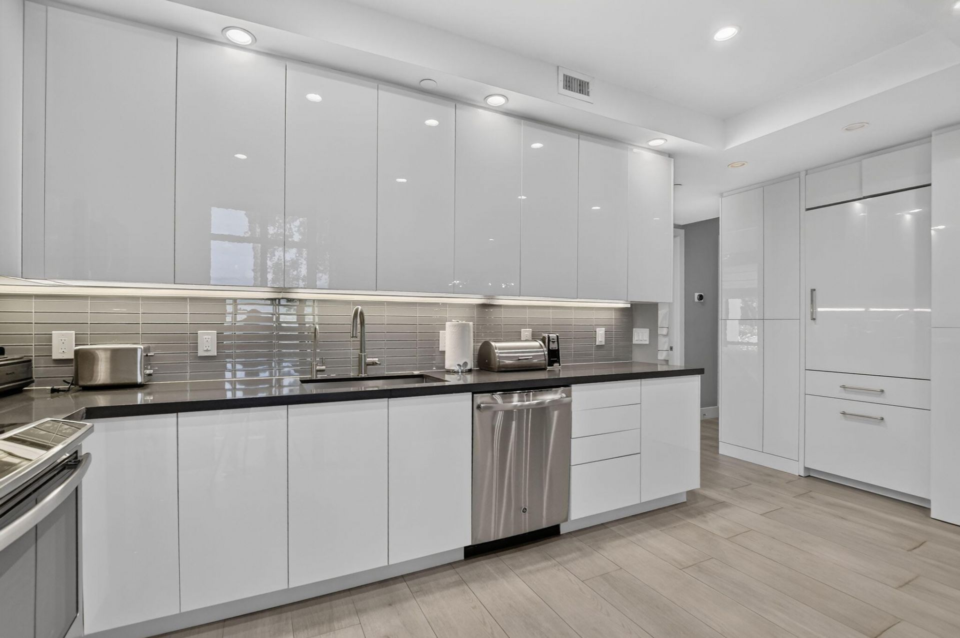 7847 Lakeside Boulevard, Unit 1015, Boca Raton, FL 33434 Photo