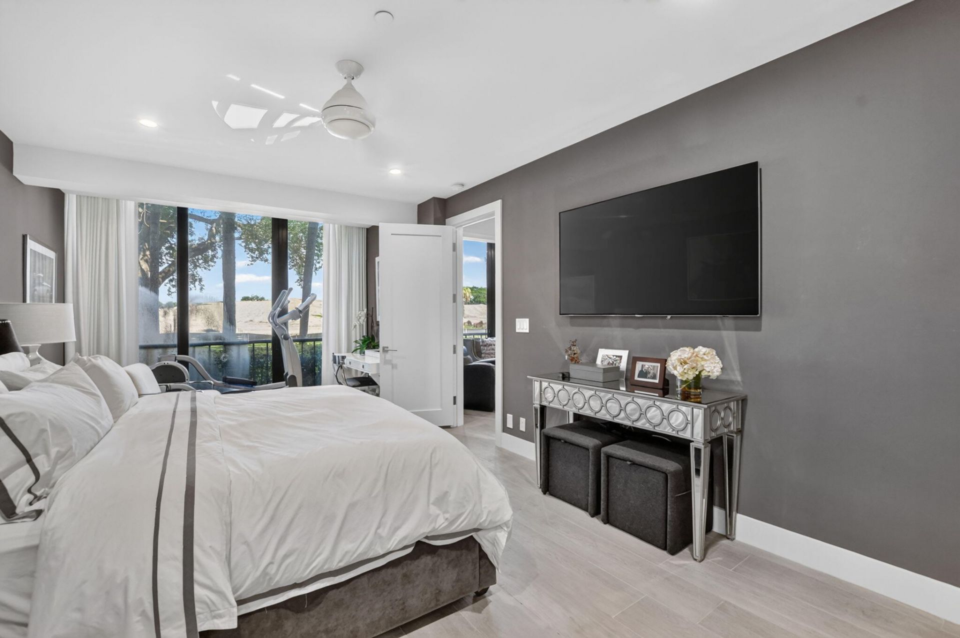 7847 Lakeside Boulevard, Unit 1015, Boca Raton, FL 33434 Photo