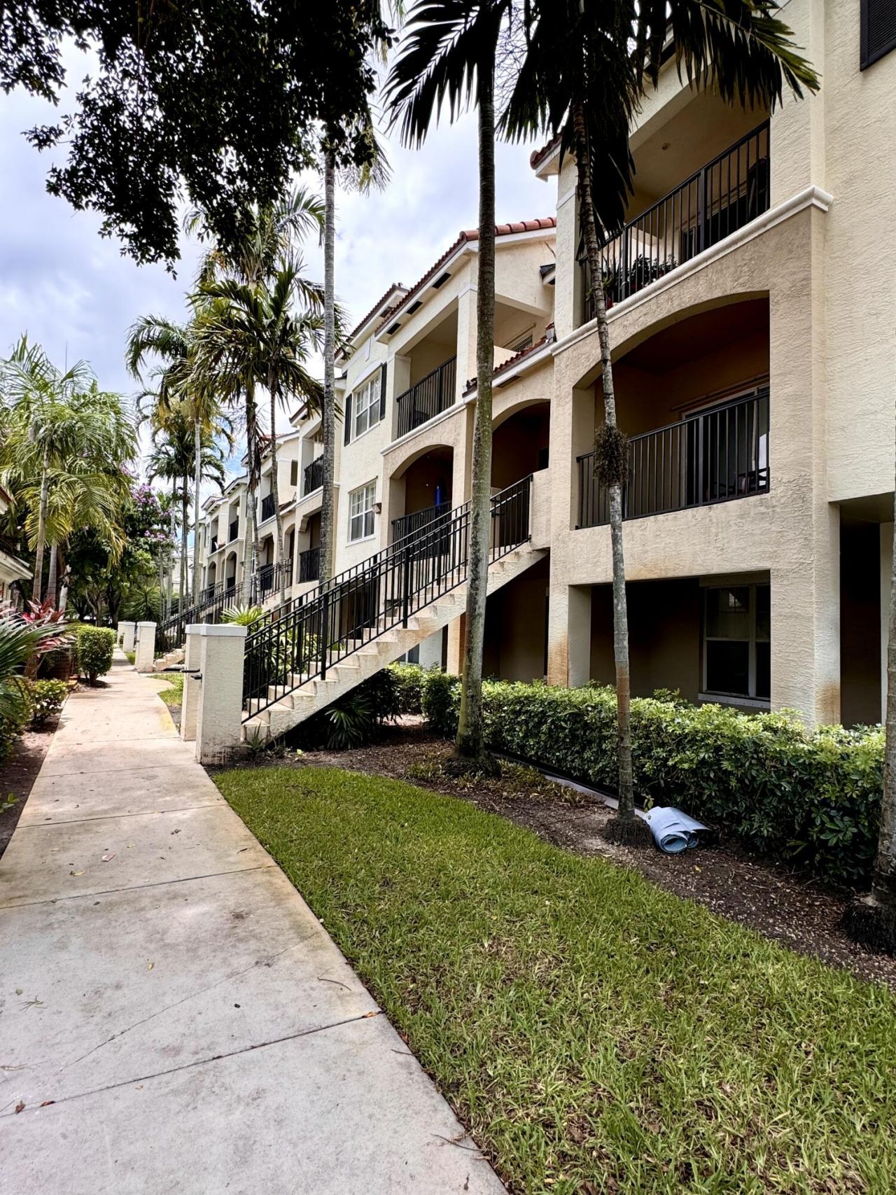 5840 W Sample Road, Unit 303, Coral Springs, FL 33067 Photo