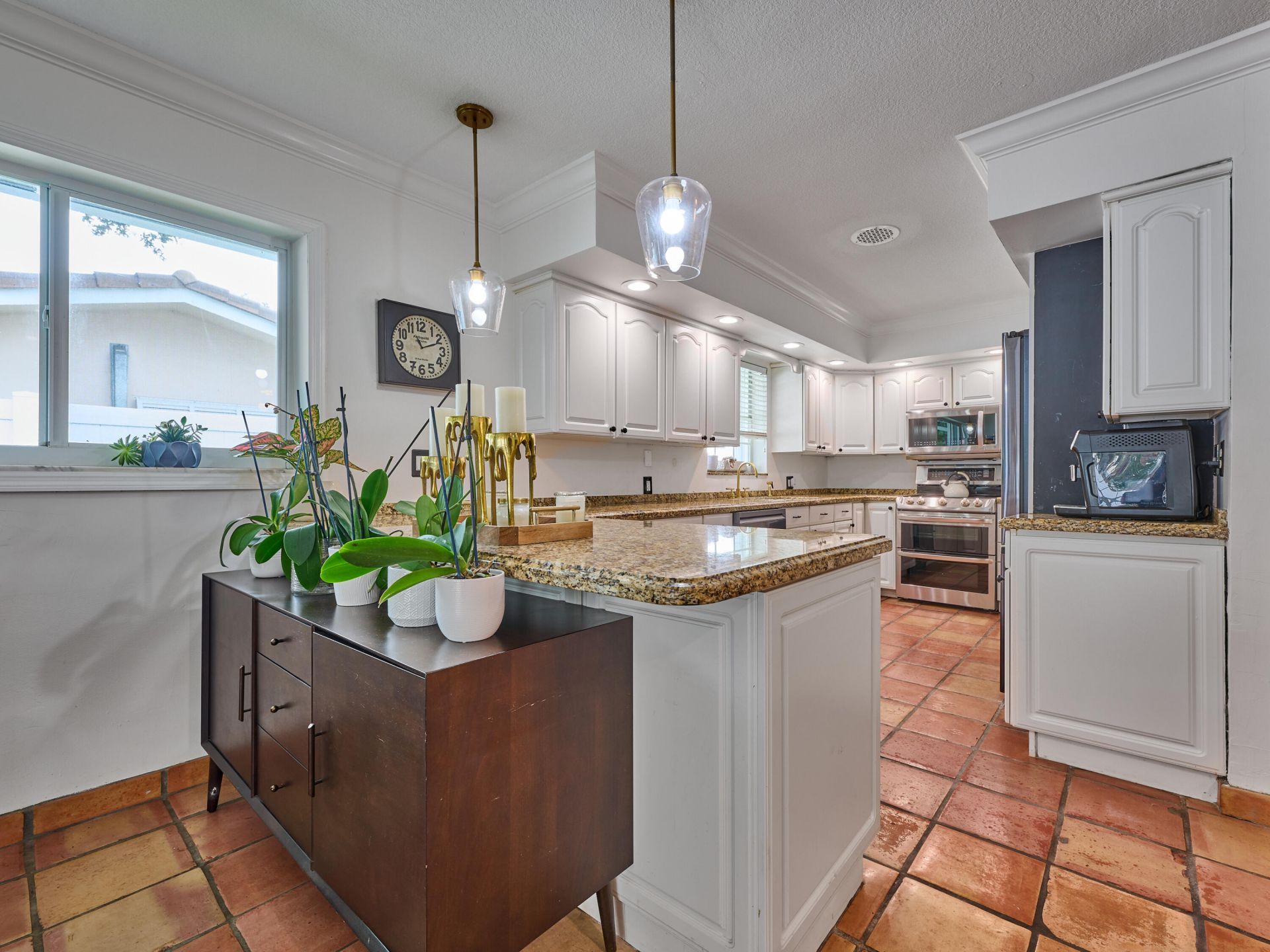 683 SW 2nd Street, Boca Raton, FL 33486 Photo