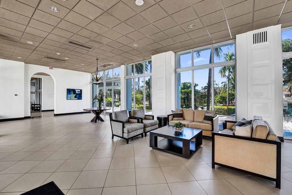 4300 N Ocean Boulevard, Unit 9H, Fort Lauderdale, FL 33308 Photo