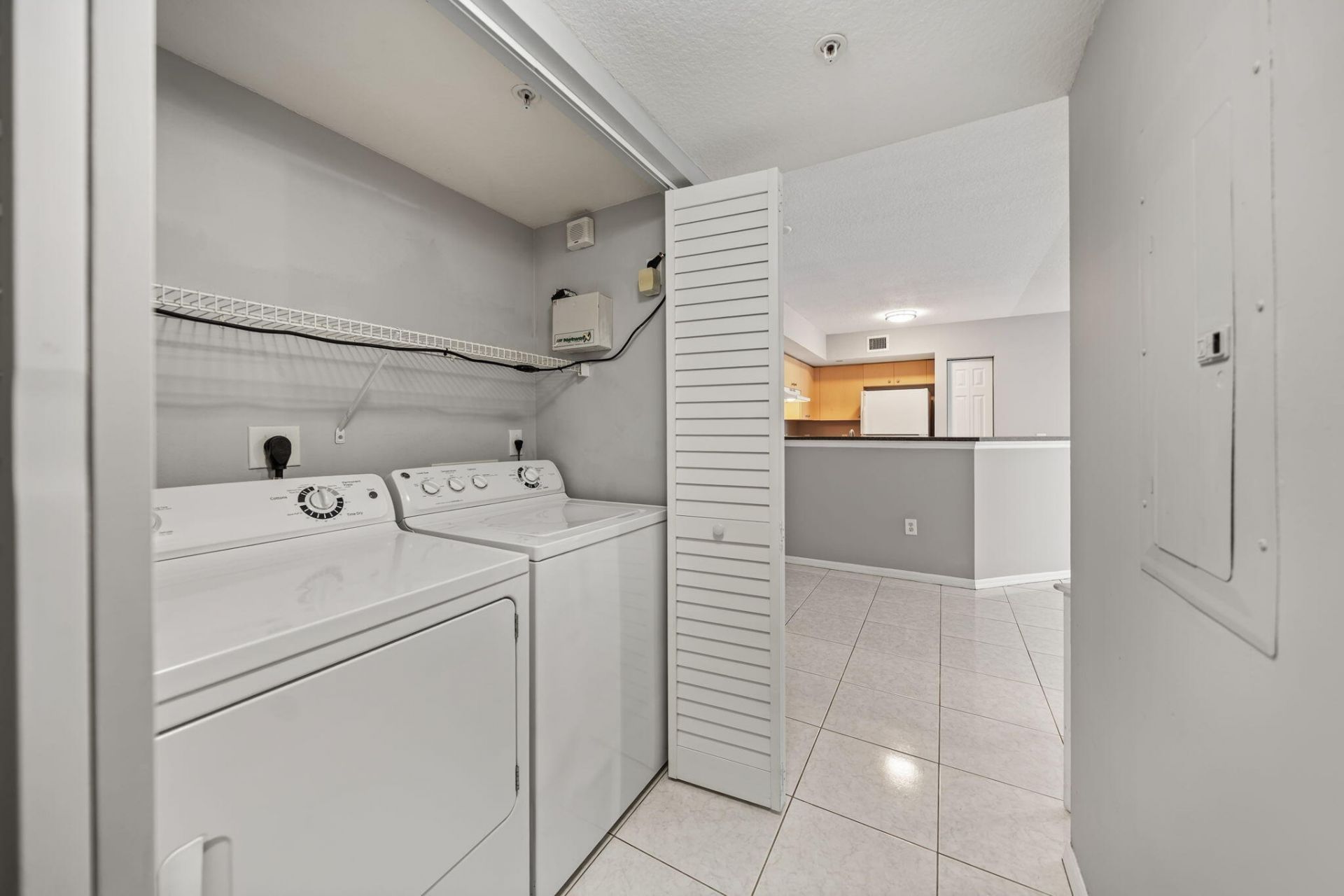 4151 San Marino Boulevard, Unit 203, West Palm Beach, FL 33409 Photo