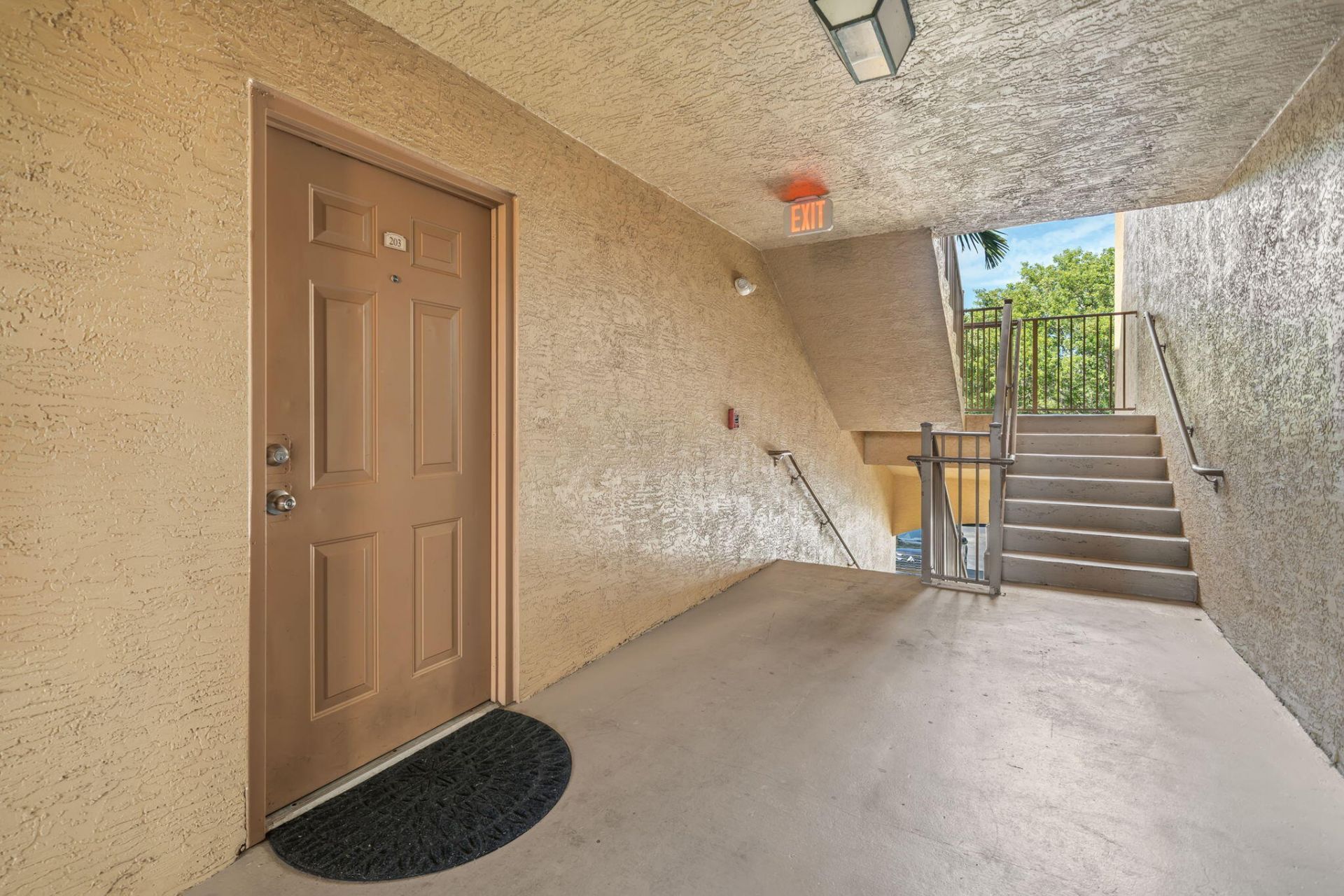 4151 San Marino Boulevard, Unit 203, West Palm Beach, FL 33409 Photo