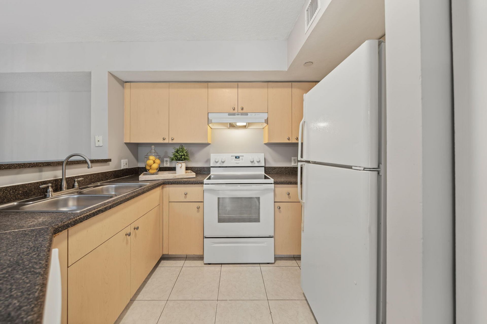 4151 San Marino Boulevard, Unit 203, West Palm Beach, FL 33409 Photo