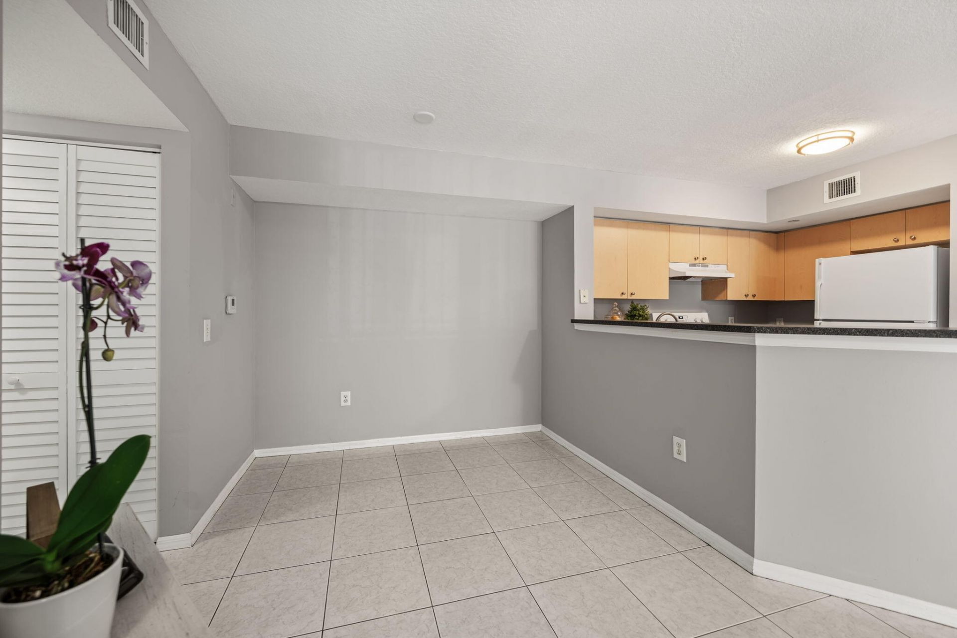 4151 San Marino Boulevard, Unit 203, West Palm Beach, FL 33409 Photo