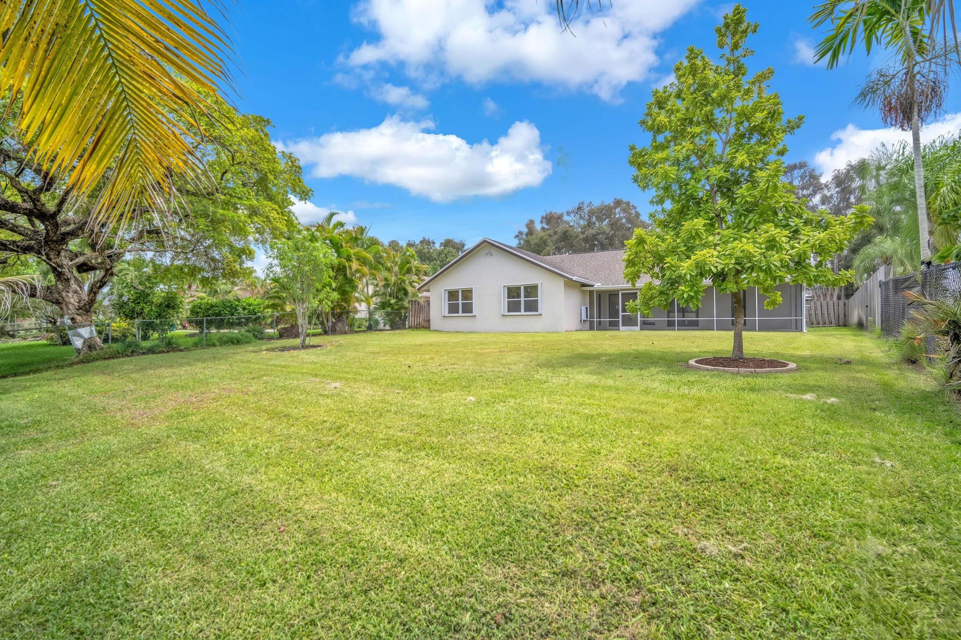 8411 SW 57th Street, Davie, FL 33328 Photo