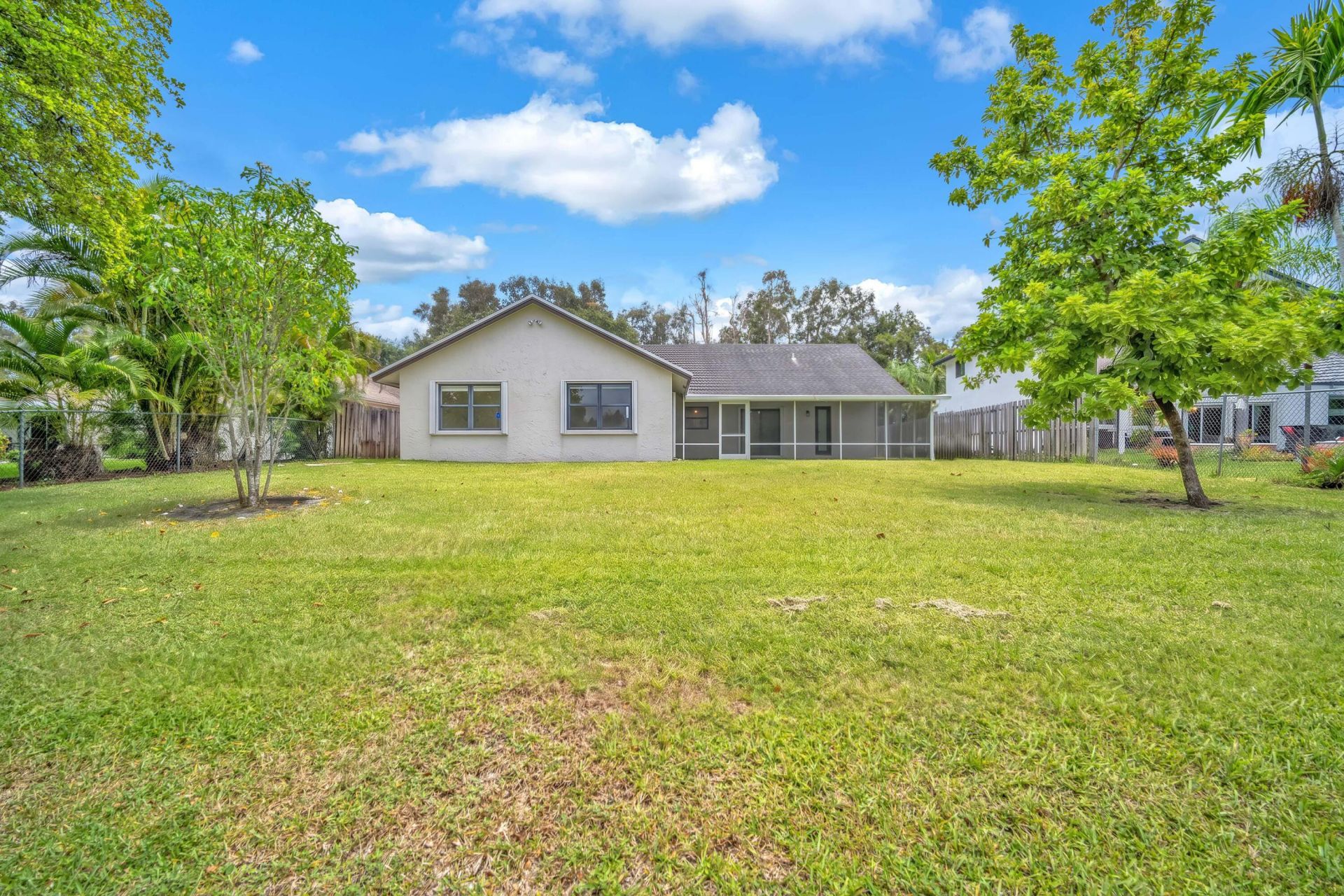 8411 SW 57th Street, Davie, FL 33328 Photo