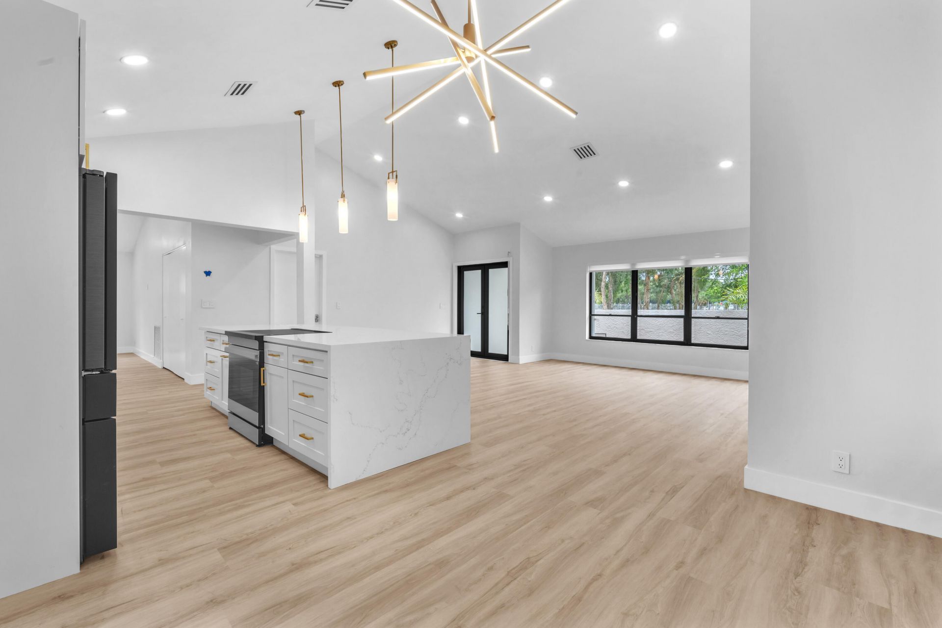 8411 SW 57th Street, Davie, FL 33328 Photo