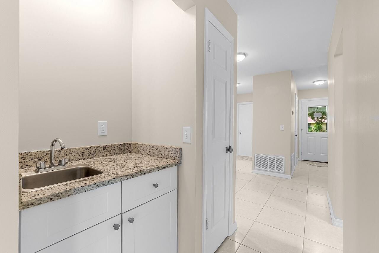 920 29th Court, Vero Beach, FL 32960 Photo