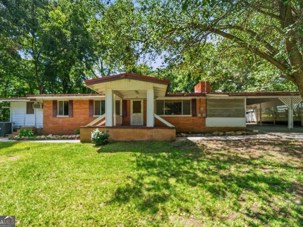 251 Pine Avenue, Milledgeville, GA 31061