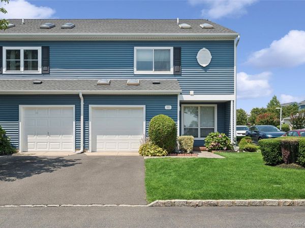 100 Baker Court , Unit 90, Island Park, NY 11558