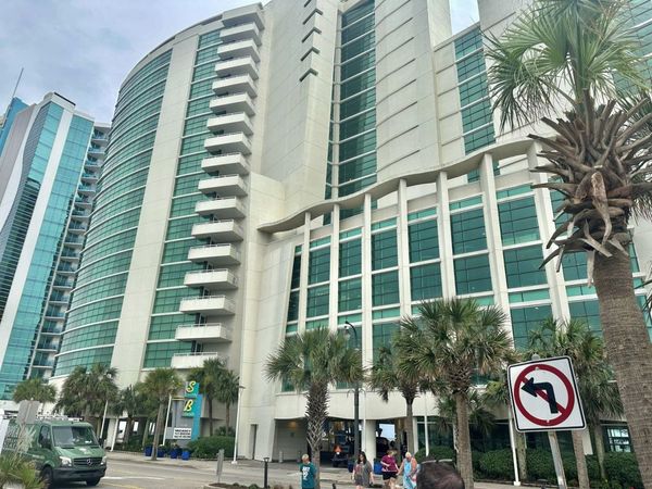 201 S Ocean Blvd., Unit 1607, Myrtle Beach, SC 29577