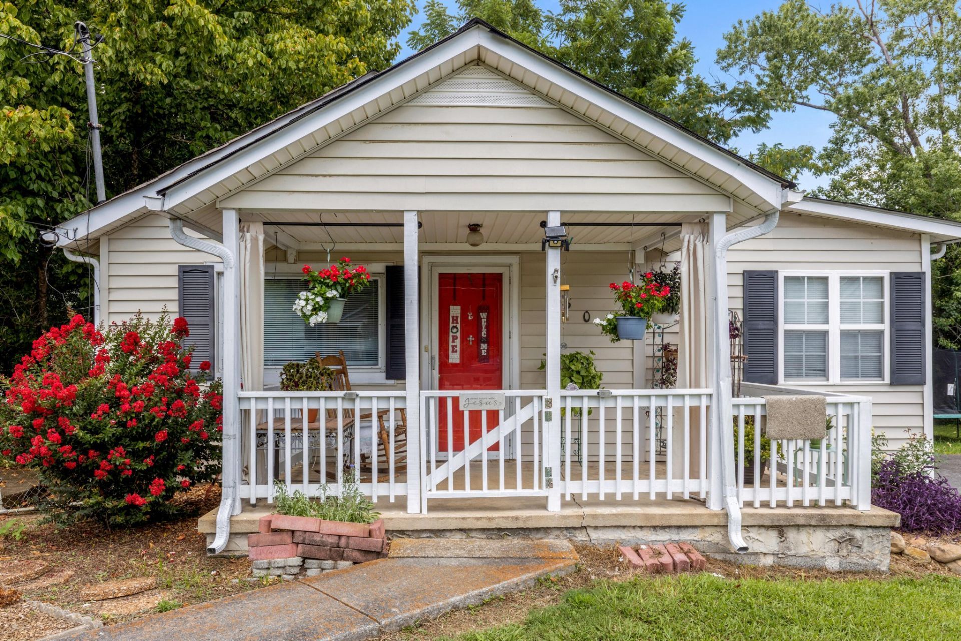 5307 Dupont Street , Chattanooga, TN 37412 Main Photo