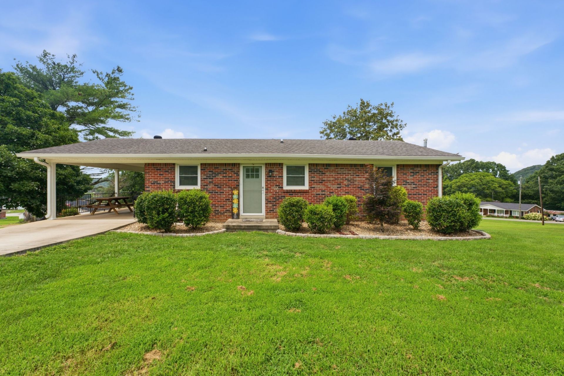 43 Tanglewood Rd , Carthage, TN 37030 Main Photo