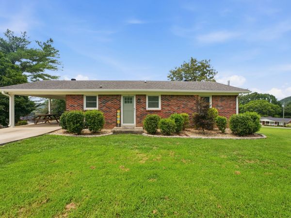 43 Tanglewood Rd , Carthage, TN 37030