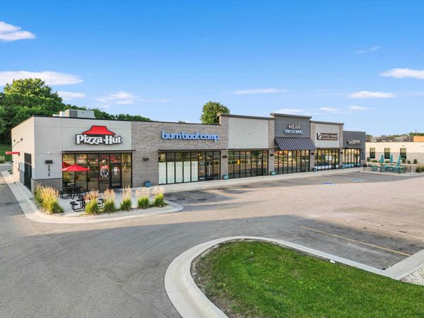 3415 Stoneman Road, Dubuque, IA 52002
