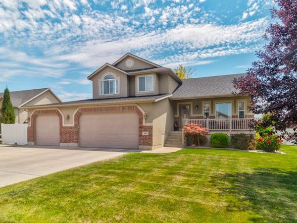 1661 W 1950 S, Syracuse, UT 84075