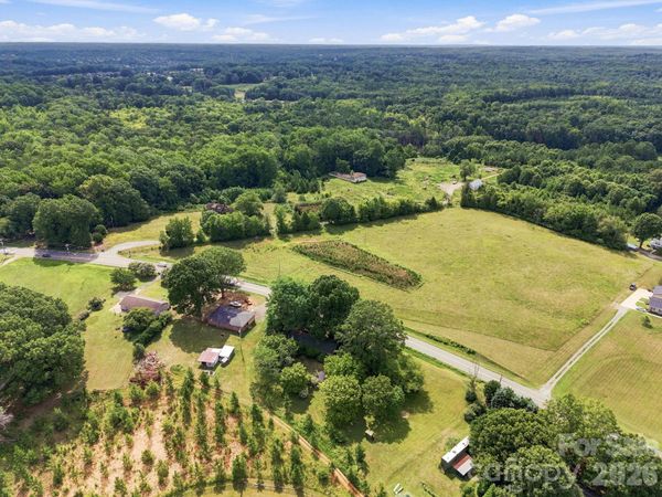 601 Faith Road , Mooresville, NC 28115