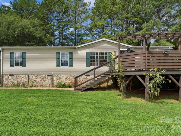 912 Grace Drive, Stanley, NC 28164