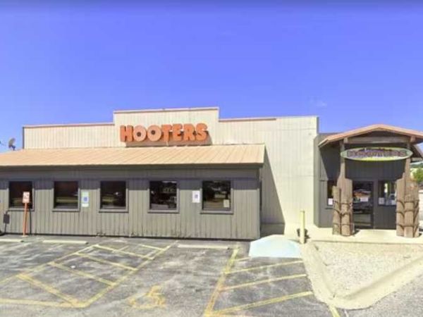 6904 Argus Dr, Rockford, IL 61107